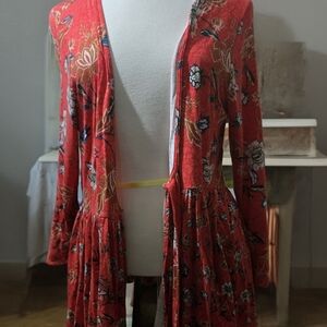 Torrid Size 2 Floral Tie Front Peplum Top Red